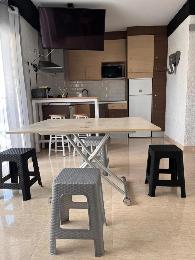 Apartamento Vacacional & Holiday Бланес Экстерьер фото