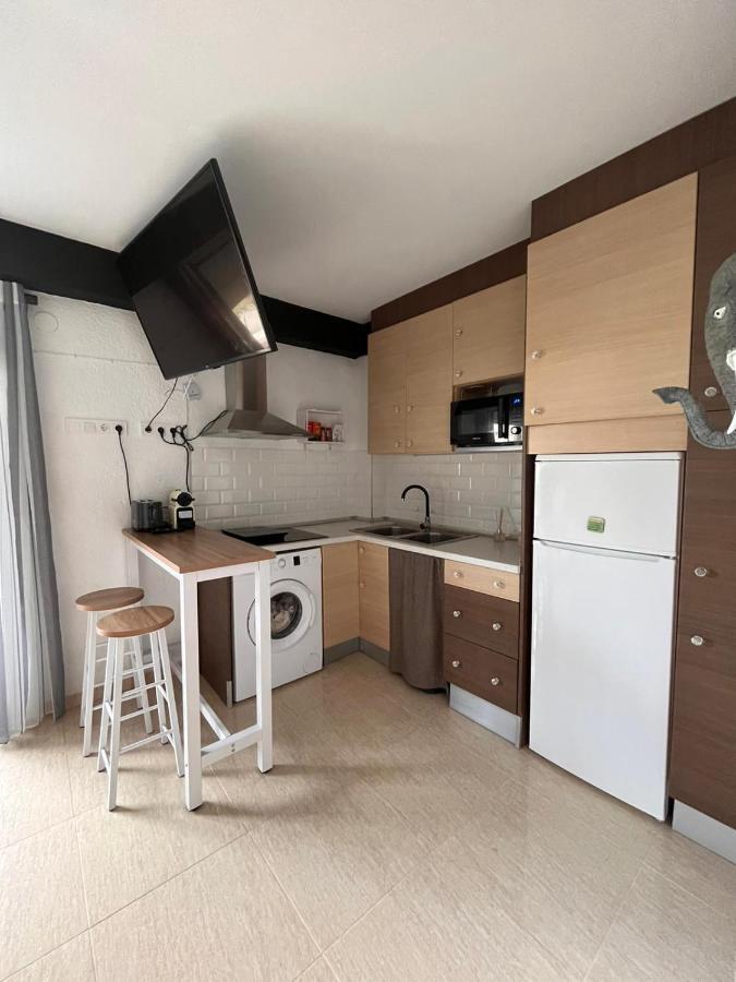 Apartamento Vacacional & Holiday Бланес Экстерьер фото